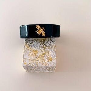 Bee bracelet